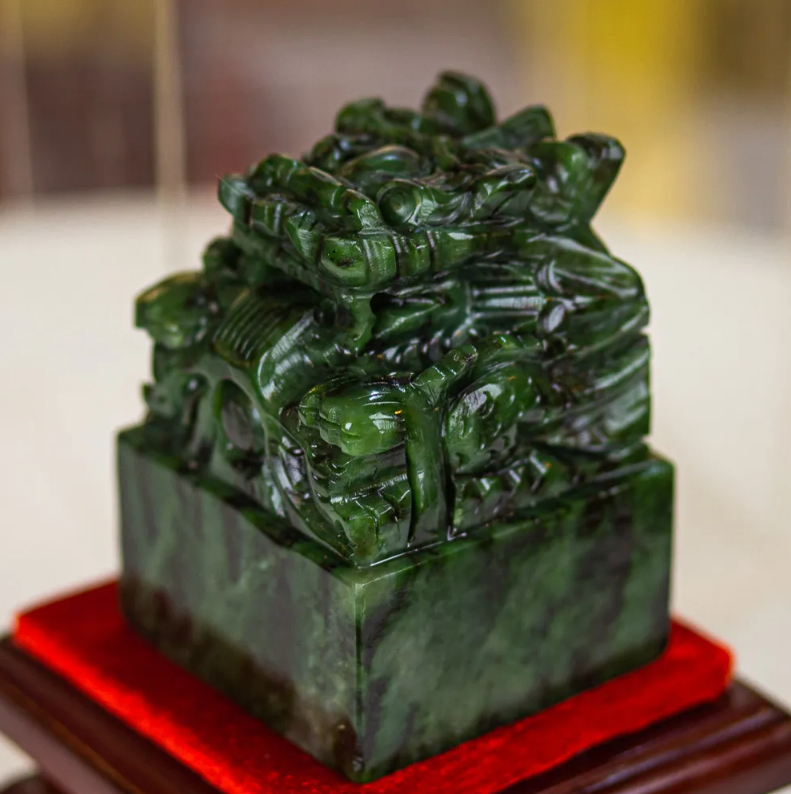 Ấn Rồng Ngọc Bích (Nephrite)