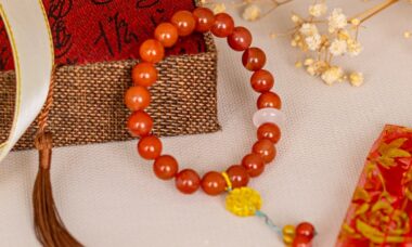 Vòng Tay Mã Não Lam Hồng