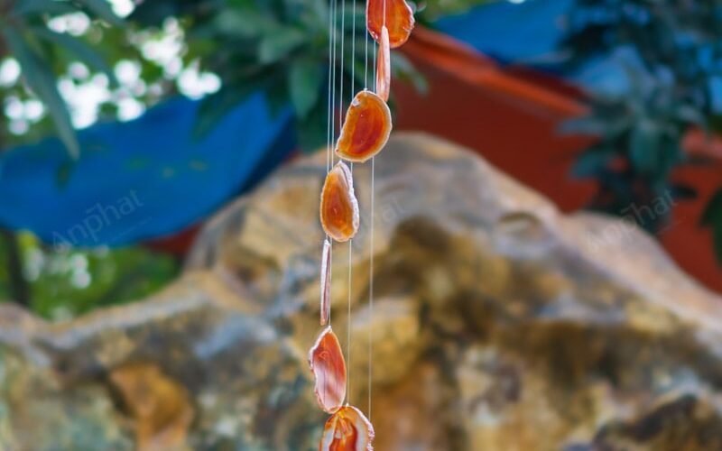 Chuông Gió Đá Mã Não Đỏ 8 Miếng