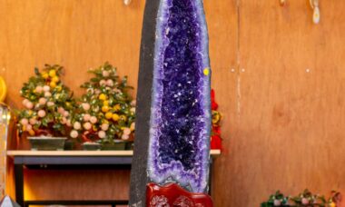 Những lưu ý thay đổi vị trí đặt hốc thạch anh theo phong thủy